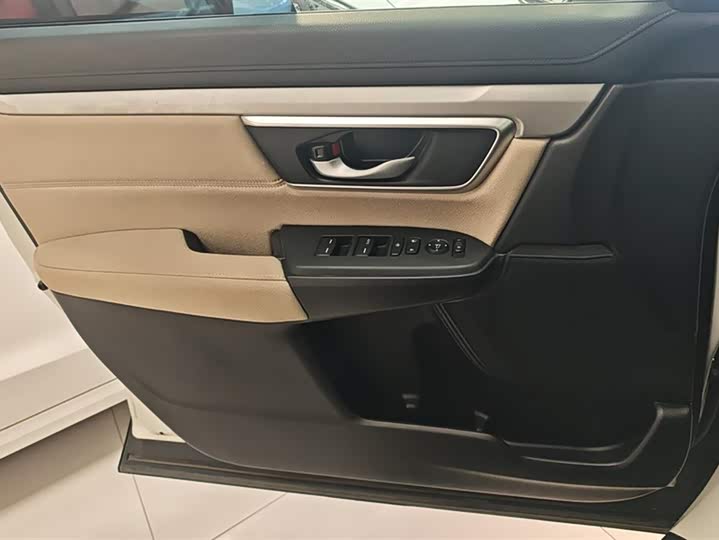 Фото 7 - Honda CR-V