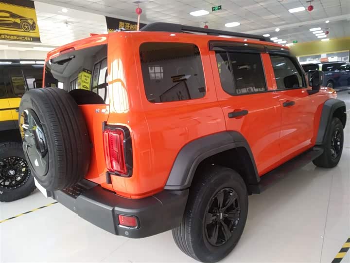 Фото 7 - Tank 300