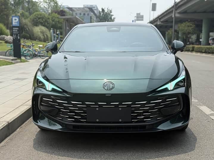 Фото 2 - MG Motor 7