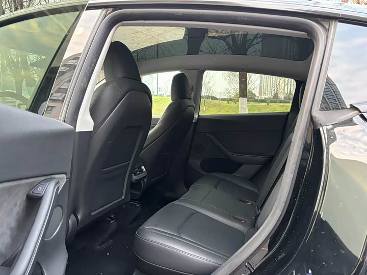 Фото 7 - Tesla Model Y