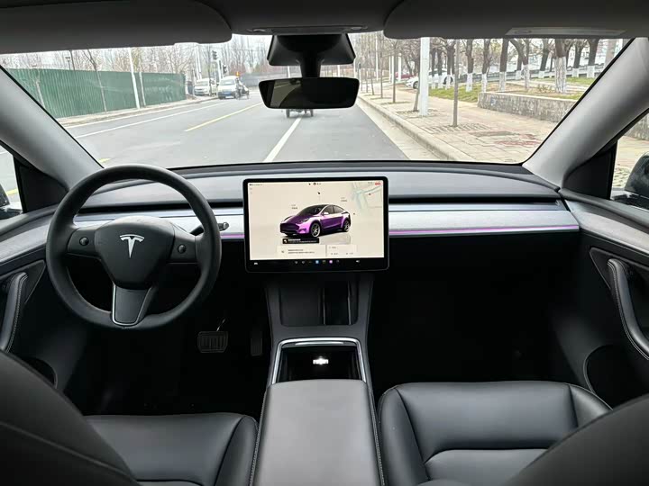 Фото 9 - Tesla Model Y