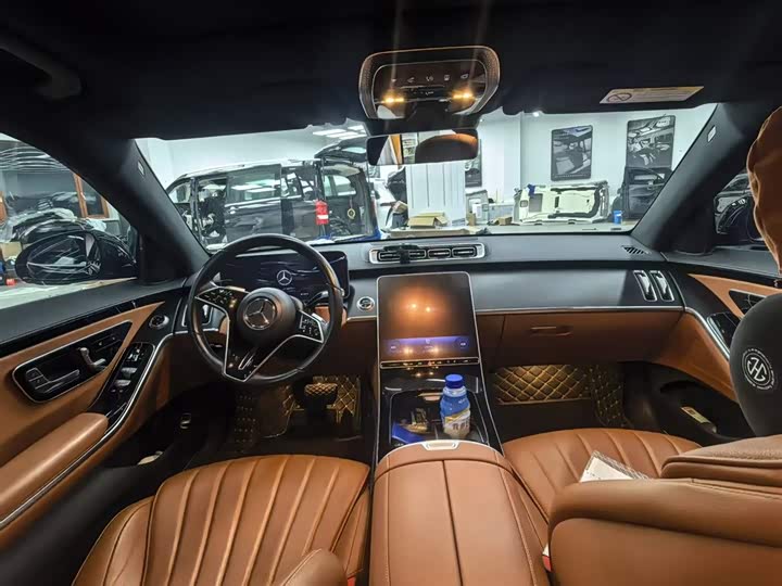 Фото 5 - Mercedes-Benz S-Class