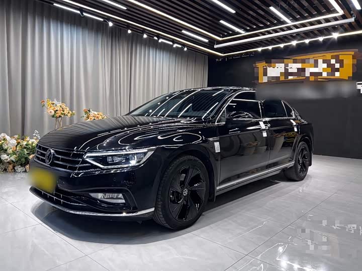 Фото 2 - Volkswagen Magotan