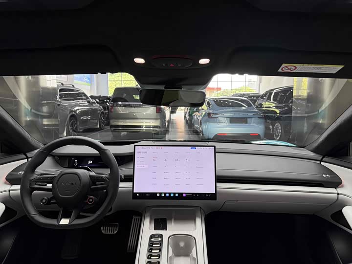 Фото 3 - Xiaomi SU7