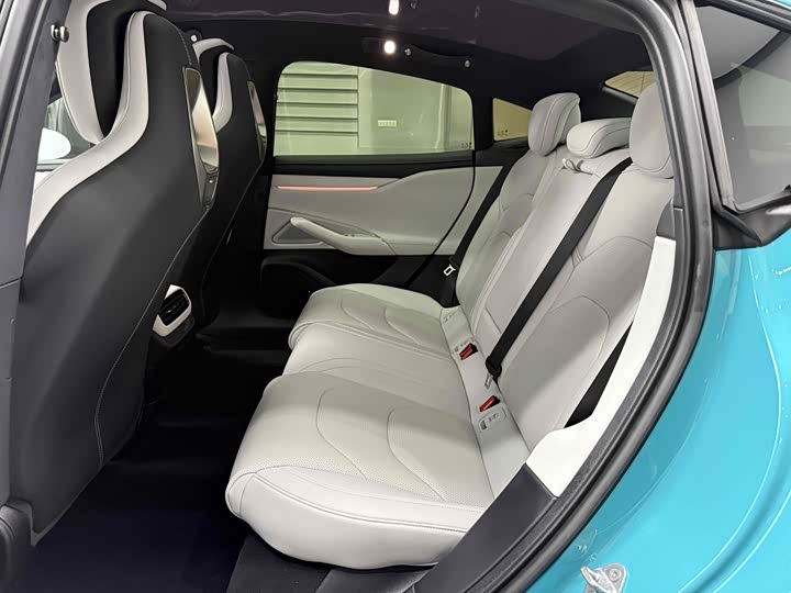 Фото 6 - Xiaomi SU7