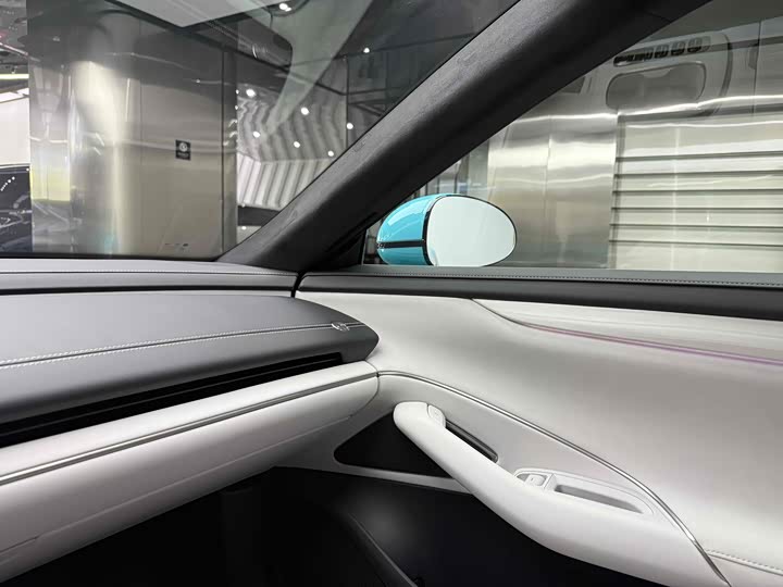 Фото 9 - Xiaomi SU7