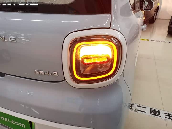 Фото 8 - Bestune Pony