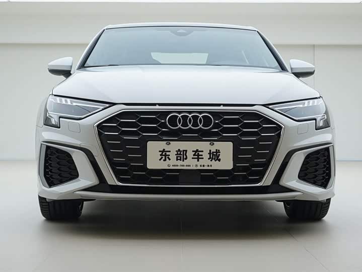 Фото 2 - Audi A3