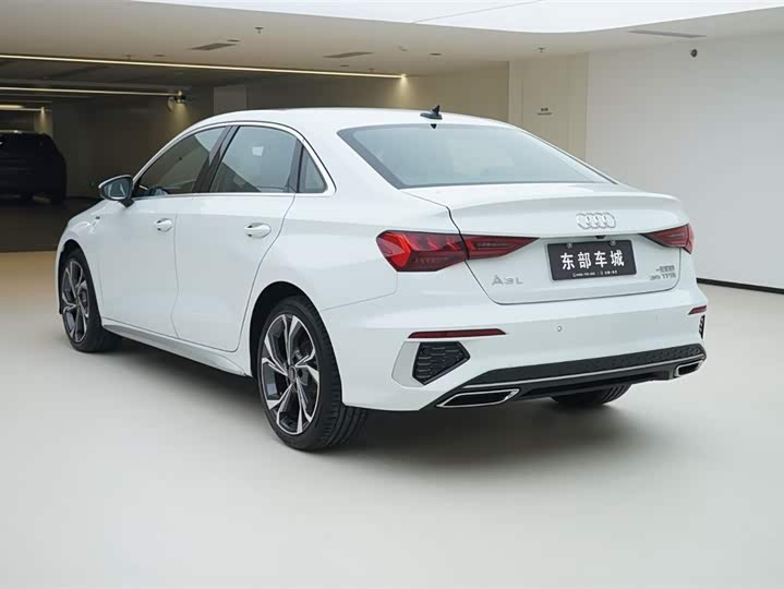 Фото 4 - Audi A3