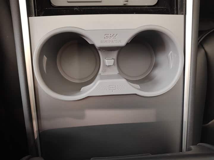 Фото 9 - Tesla Model Y