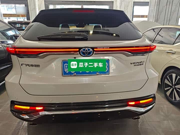 Фото 6 - Toyota Venza