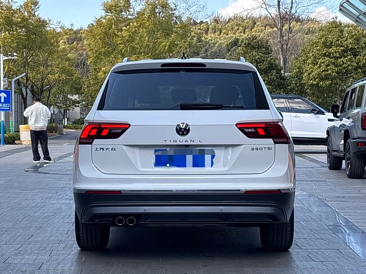 Фото 6 - Volkswagen Tiguan L Pro