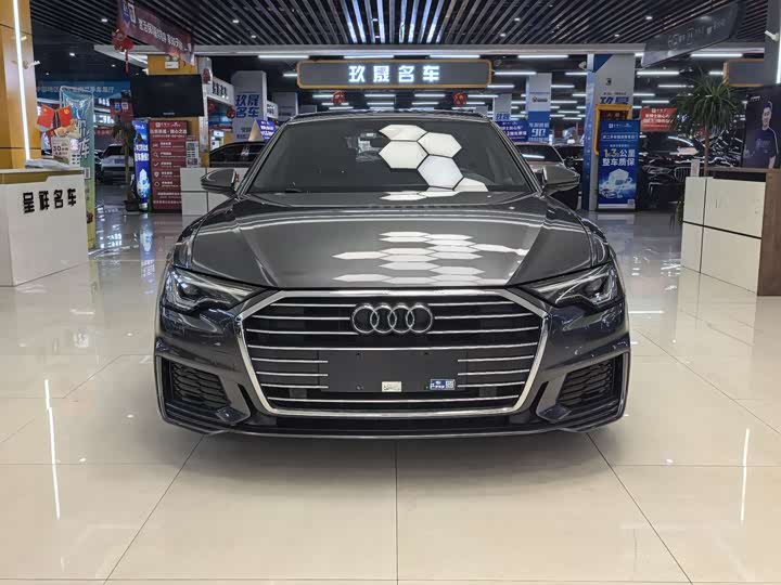 Фото 2 - Audi A6L