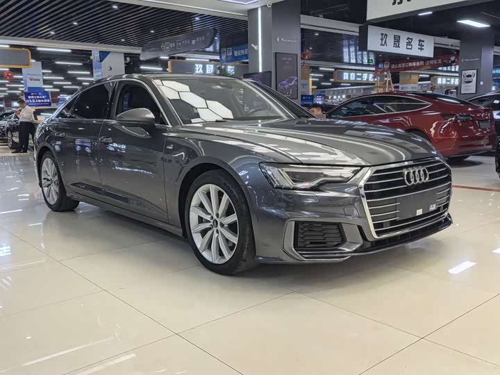 Фото 3 - Audi A6L