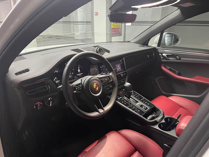 Фото 9 - Porsche Macan