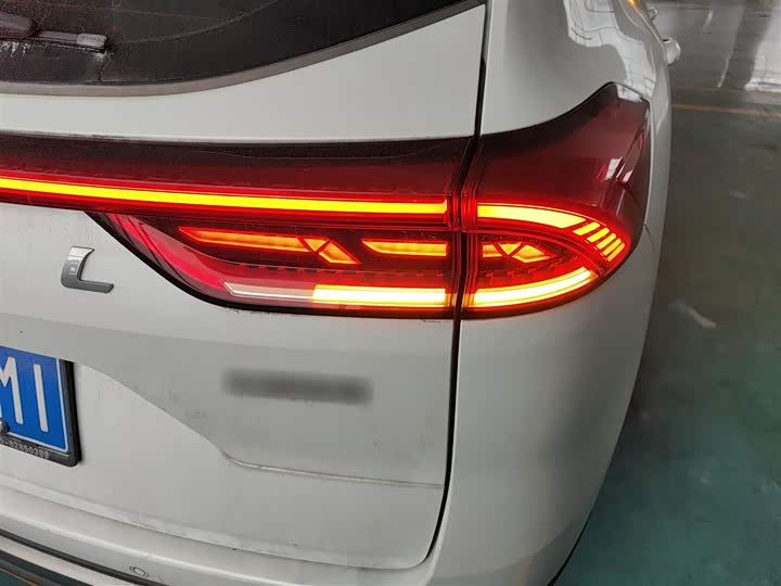 Фото 8 - Haval H6