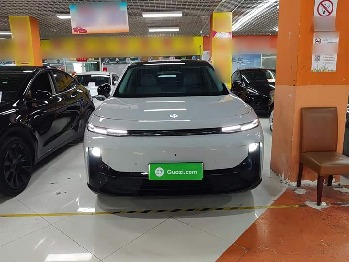 Фото 3 - Leapmotor B10