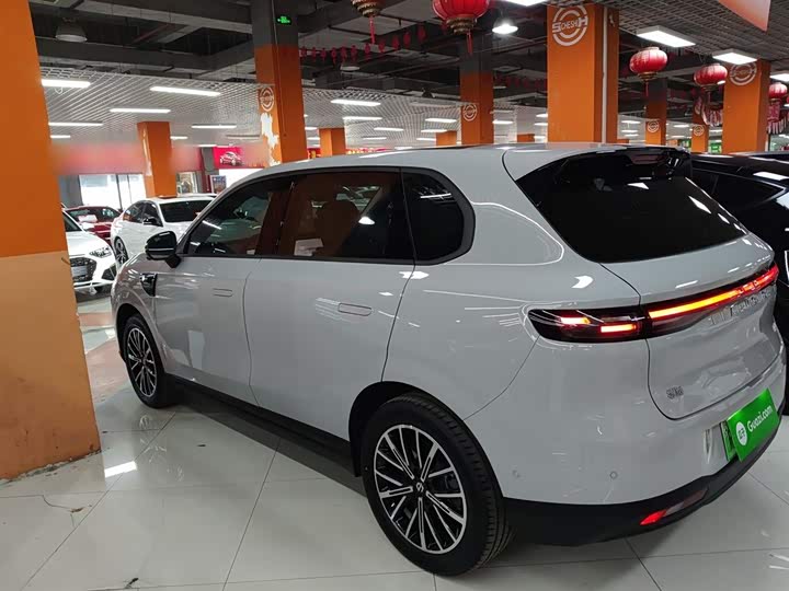 Фото 5 - Leapmotor B10