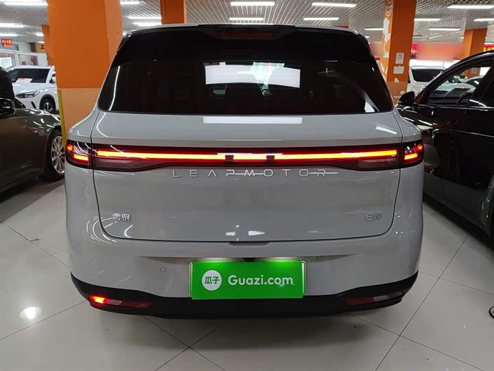 Фото 6 - Leapmotor B10