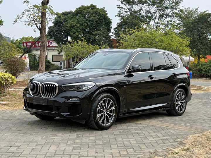 Фото 1 - BMW X5