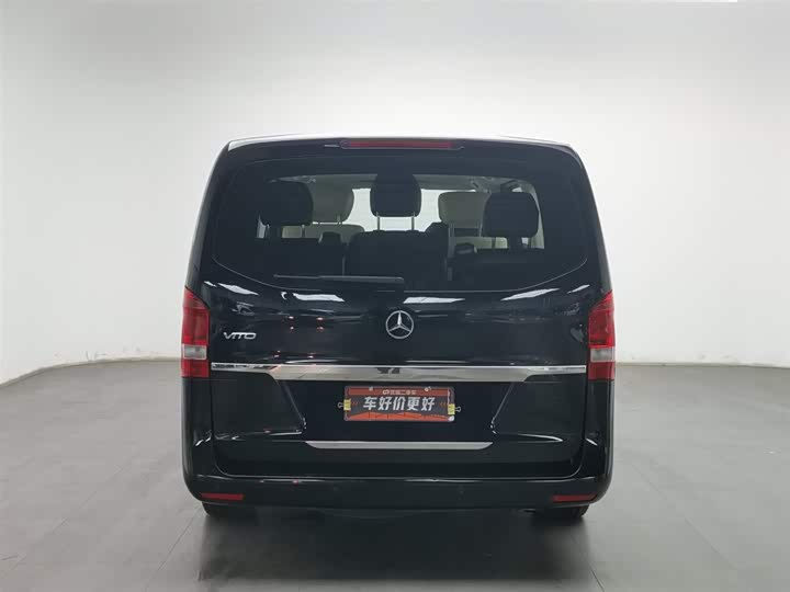 Фото 4 - Mercedes-Benz Vito