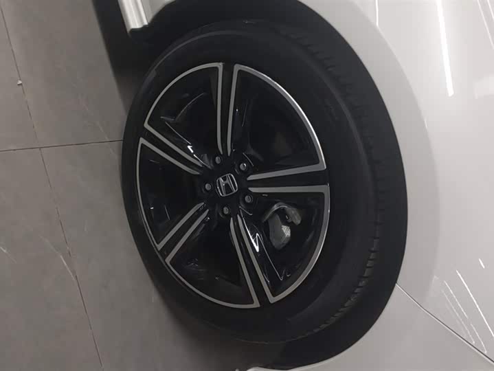 Фото 6 - Honda Inspire