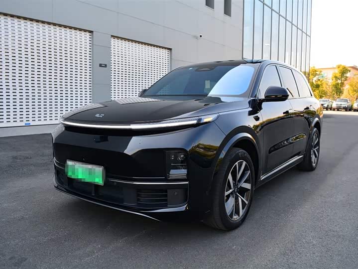 Фото 1 - LiXiang L8