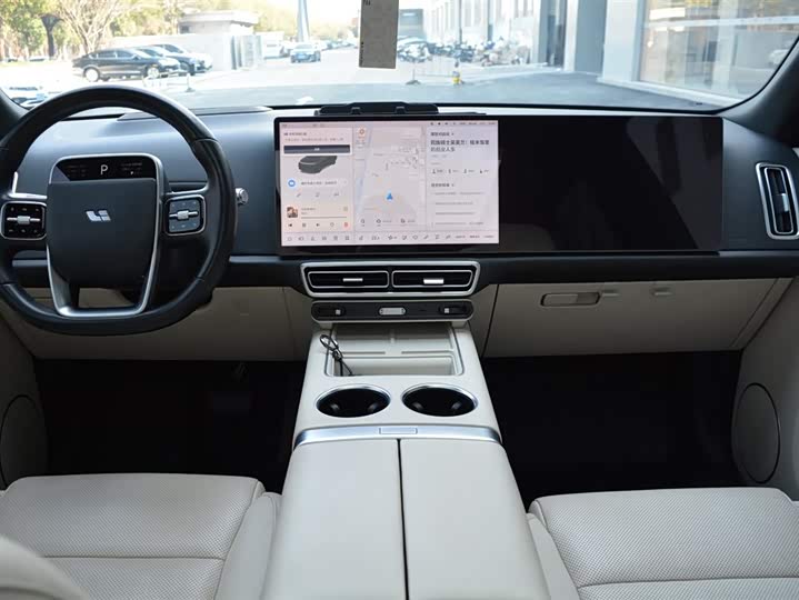 Фото 8 - LiXiang L8