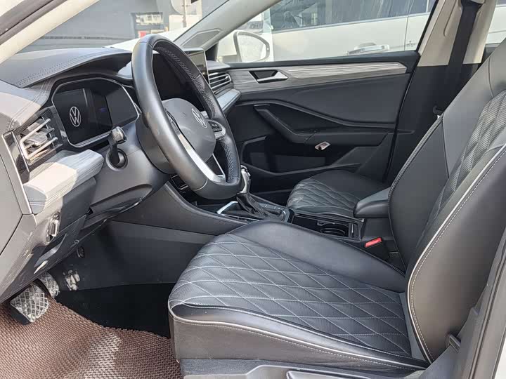 Фото 4 - Volkswagen Sagitar L