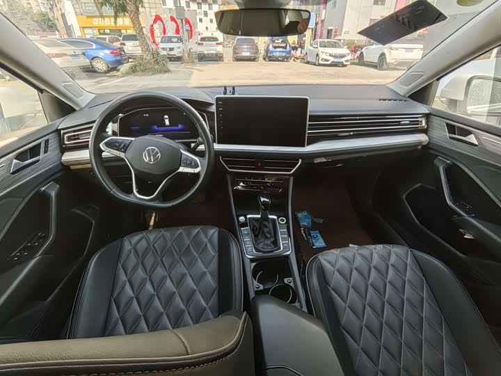 Фото 7 - Volkswagen Sagitar L