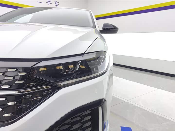 Фото 5 - Volkswagen Lavida