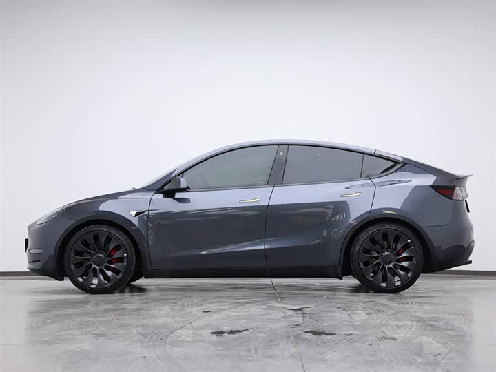Фото 5 - Tesla Model Y