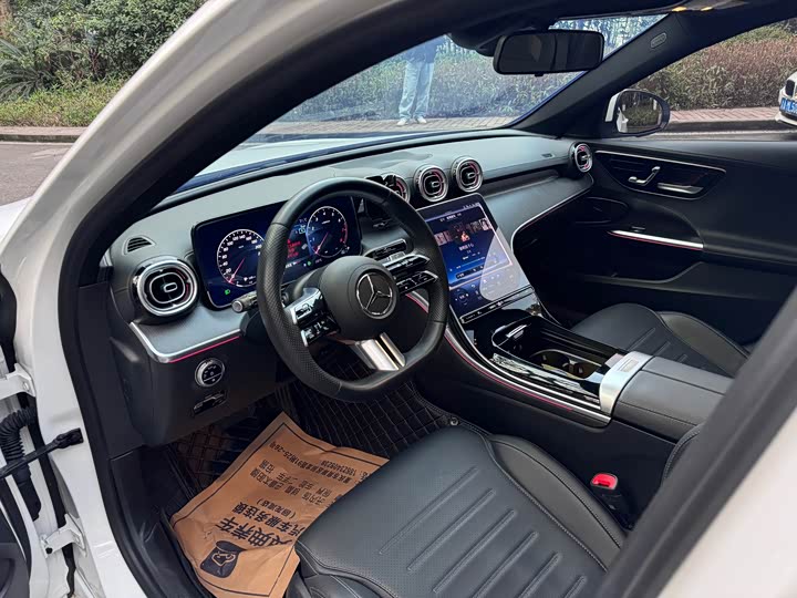 Фото 8 - Mercedes-Benz C-Class