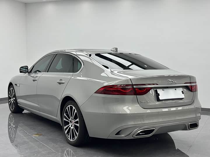 Фото 5 - Jaguar XF L