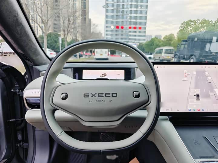 Фото 3 - Exeed Sterra ES