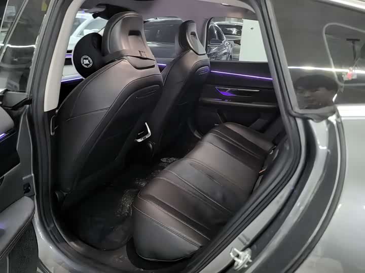 Фото 8 - XPeng P7