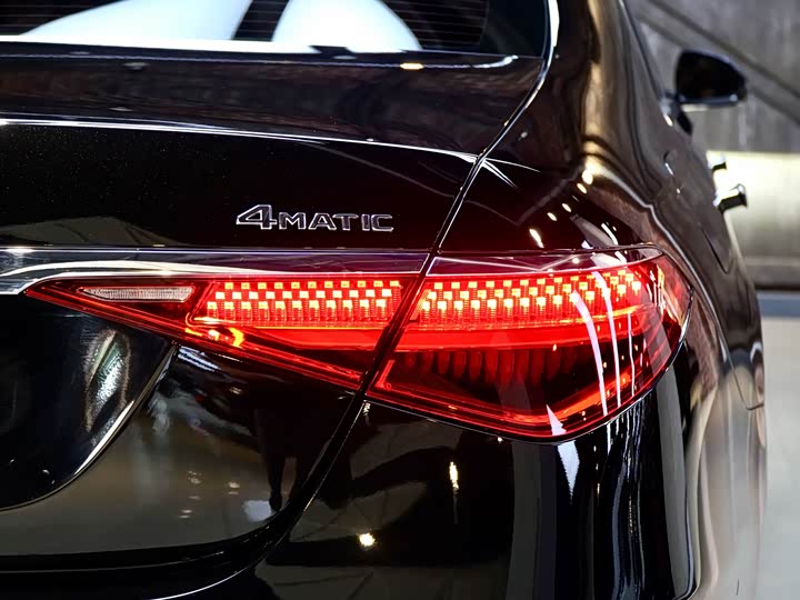 Фото 7 - Mercedes-Benz S-Class