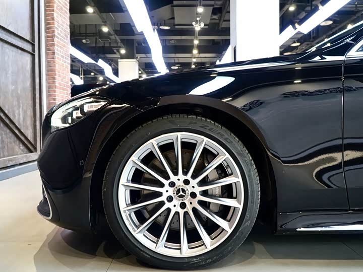 Фото 8 - Mercedes-Benz S-Class