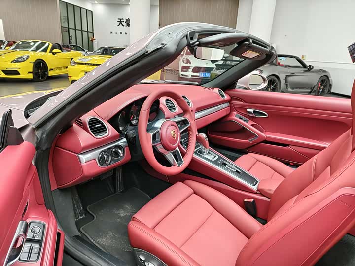 Фото 6 - Porsche 718