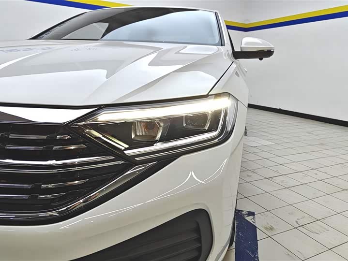 Фото 5 - Volkswagen Sagitar L