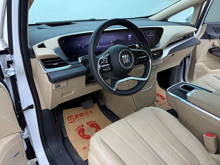 Фото 4 - Buick GL8 Century