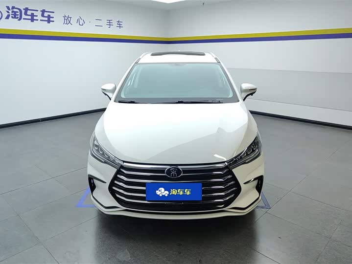 Фото 2 - BYD Song Max