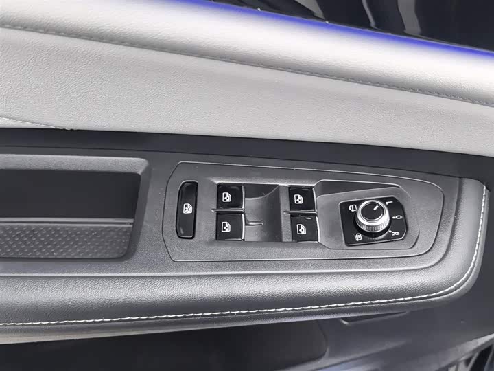 Фото 9 - Volkswagen Teramont Pro