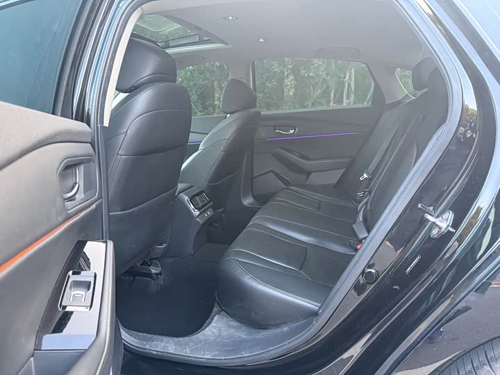 Фото 6 - Honda Accord