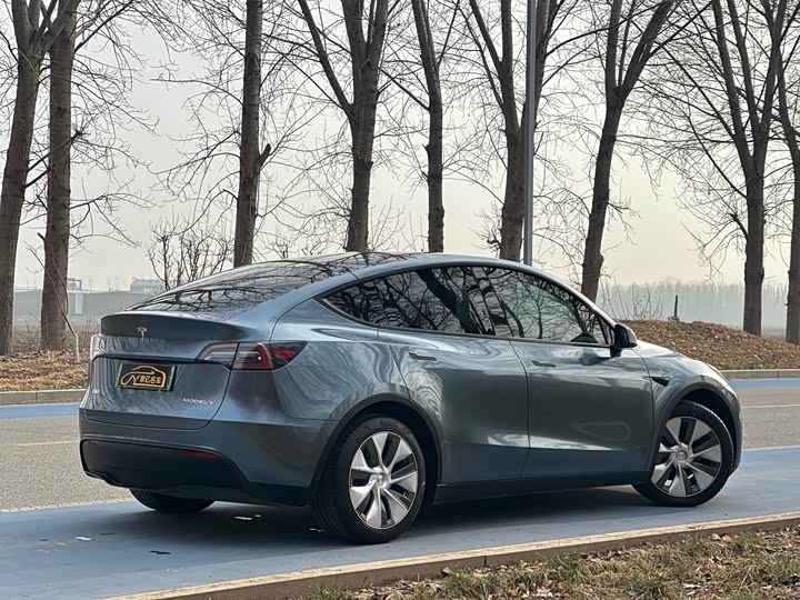 Фото 7 - Tesla Model Y