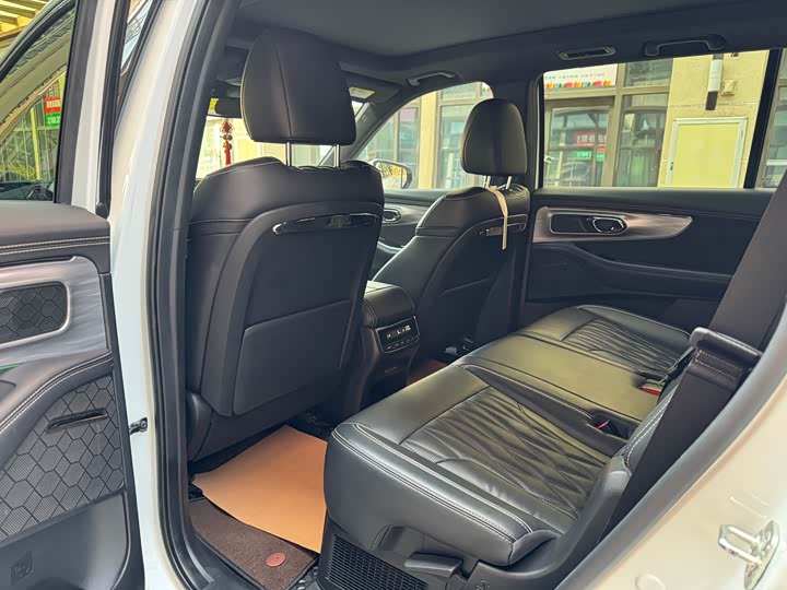 Фото 8 - GAC Trumpchi GS8