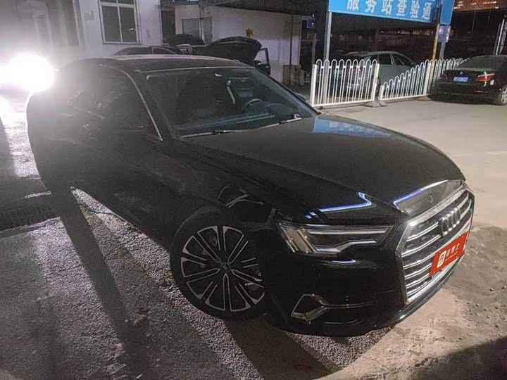 Фото 3 - Audi A6L