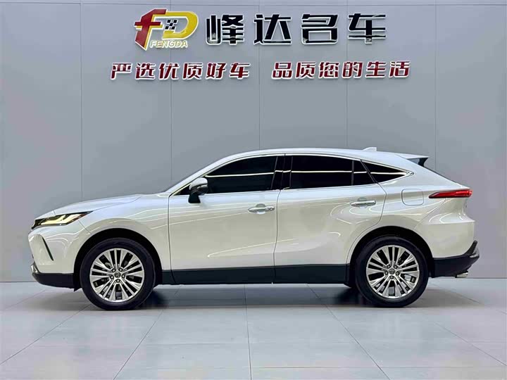 Фото 3 - Toyota Harrier
