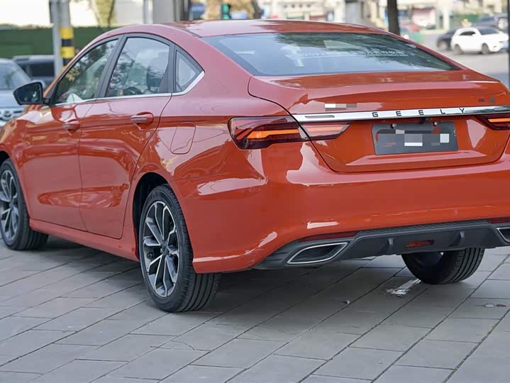 Фото 8 - Geely Binrui