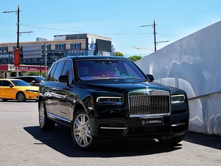 Фото 2 - Rolls-Royce Cullinan